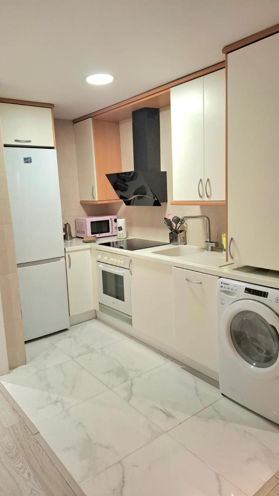 Moderno Apartamento Con Garaje Privado En El Centro De Vigo Eksteriør billede