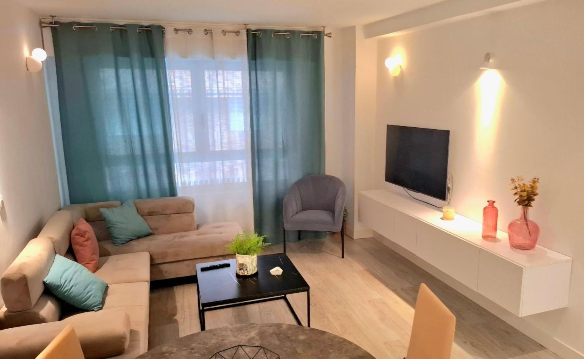 Moderno Apartamento Con Garaje Privado En El Centro De Vigo Eksteriør billede