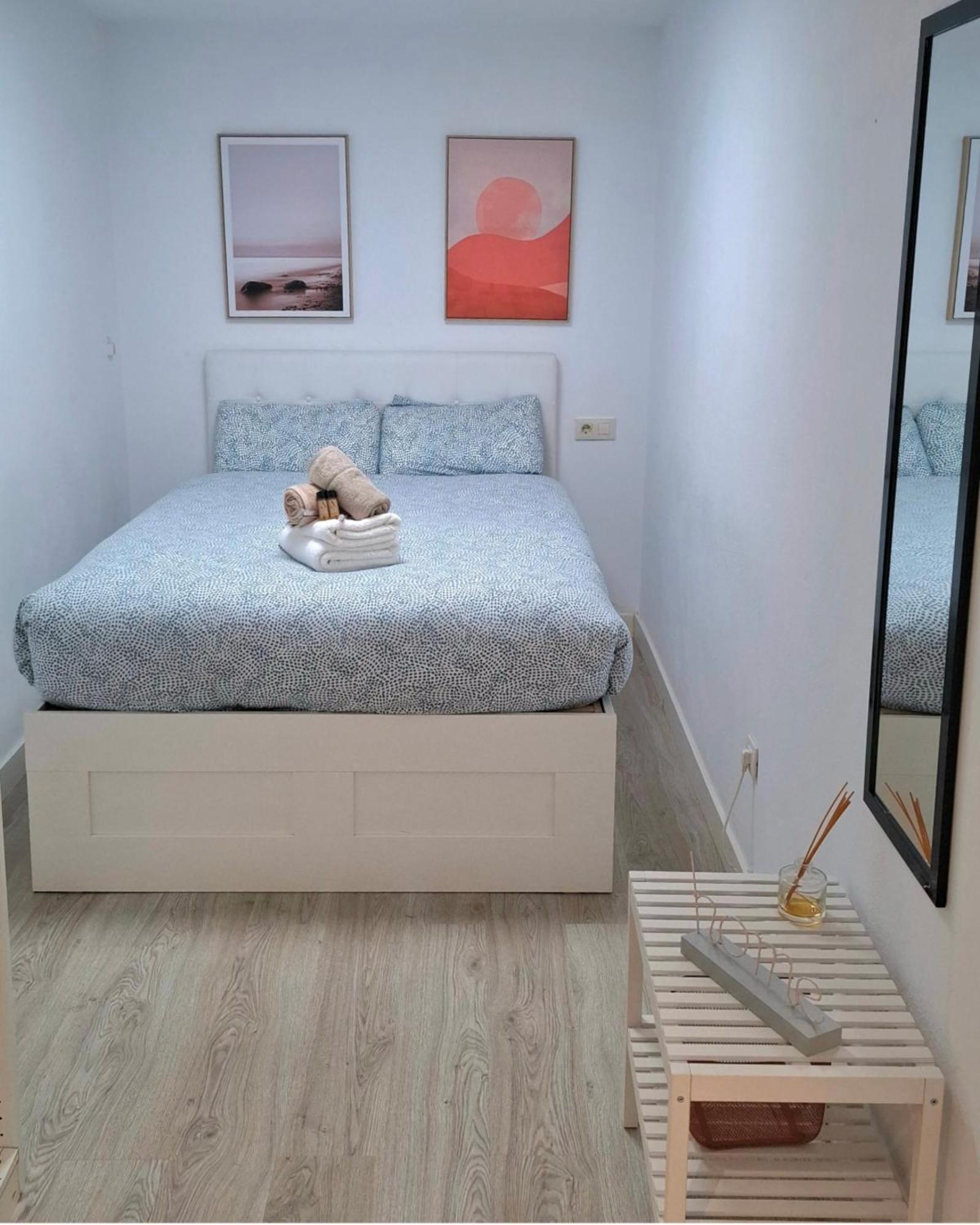 Moderno Apartamento Con Garaje Privado En El Centro De Vigo Eksteriør billede